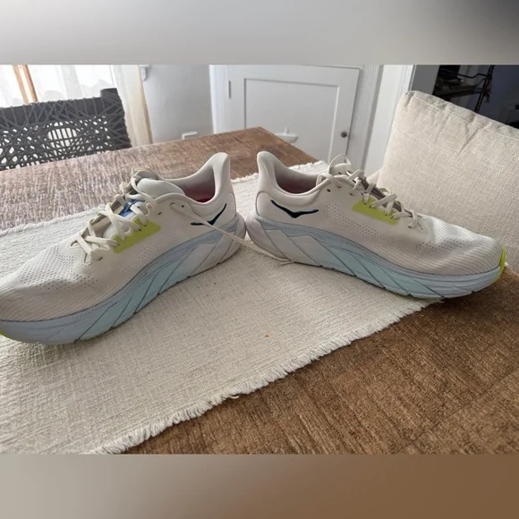 Hoka Arahi 7 Sneakers Size 11.5 Wide - Picture 3 of 5